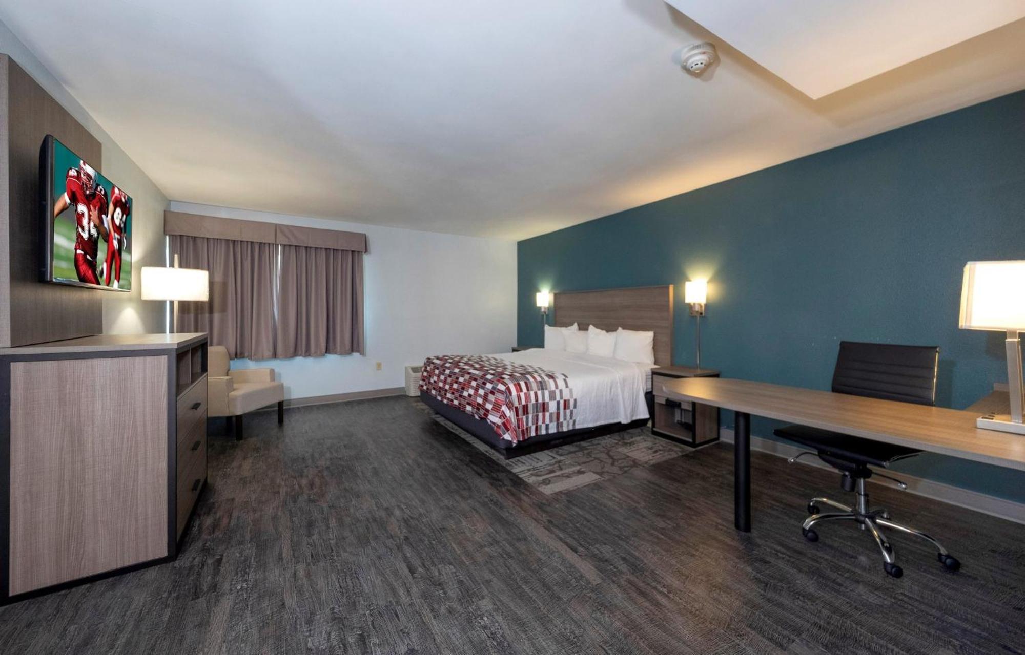 Red Roof Inn & Suites Wilmington - New Castle Eksteriør billede