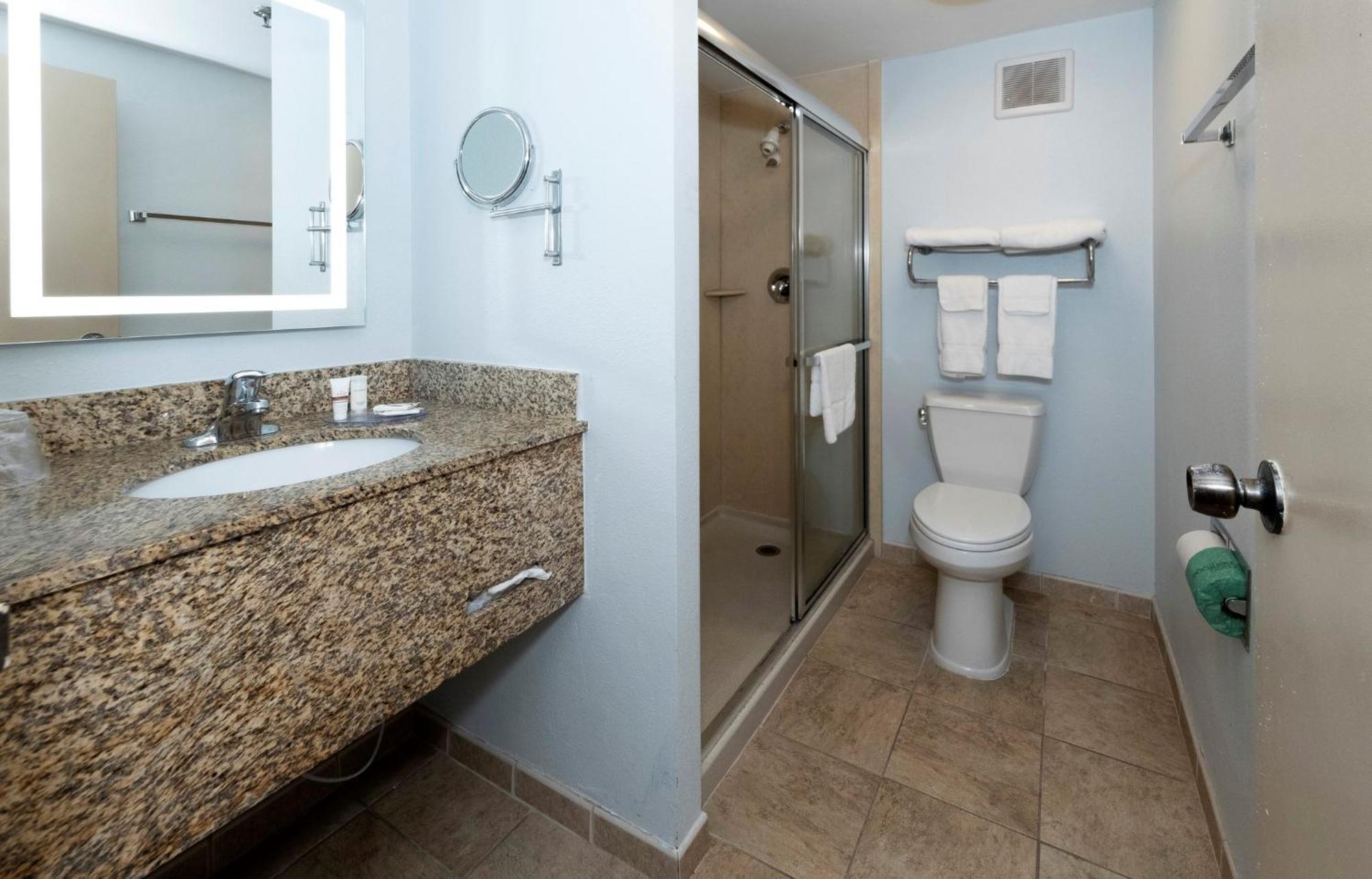 Red Roof Inn & Suites Wilmington - New Castle Eksteriør billede