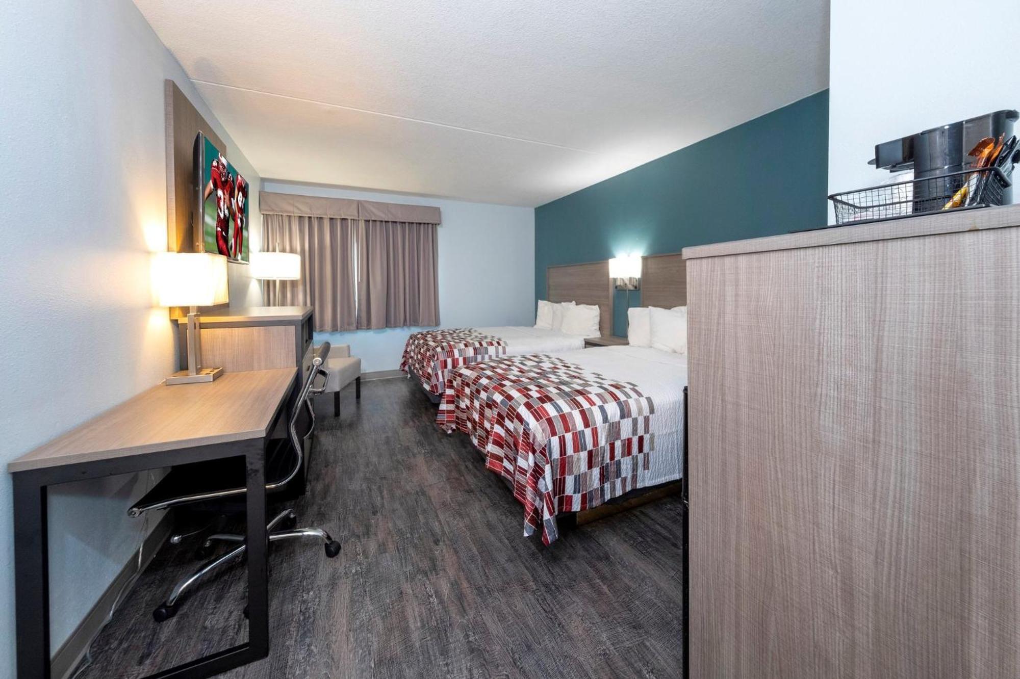 Red Roof Inn & Suites Wilmington - New Castle Eksteriør billede