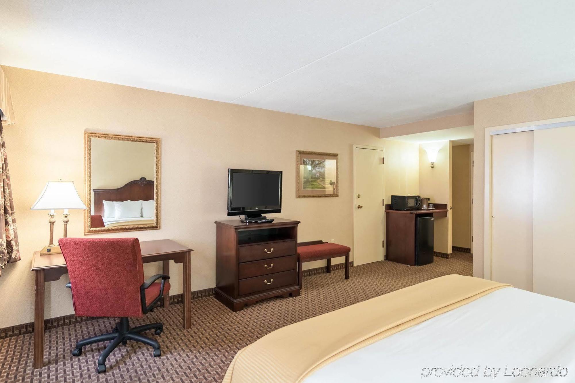 Red Roof Inn & Suites Wilmington - New Castle Eksteriør billede