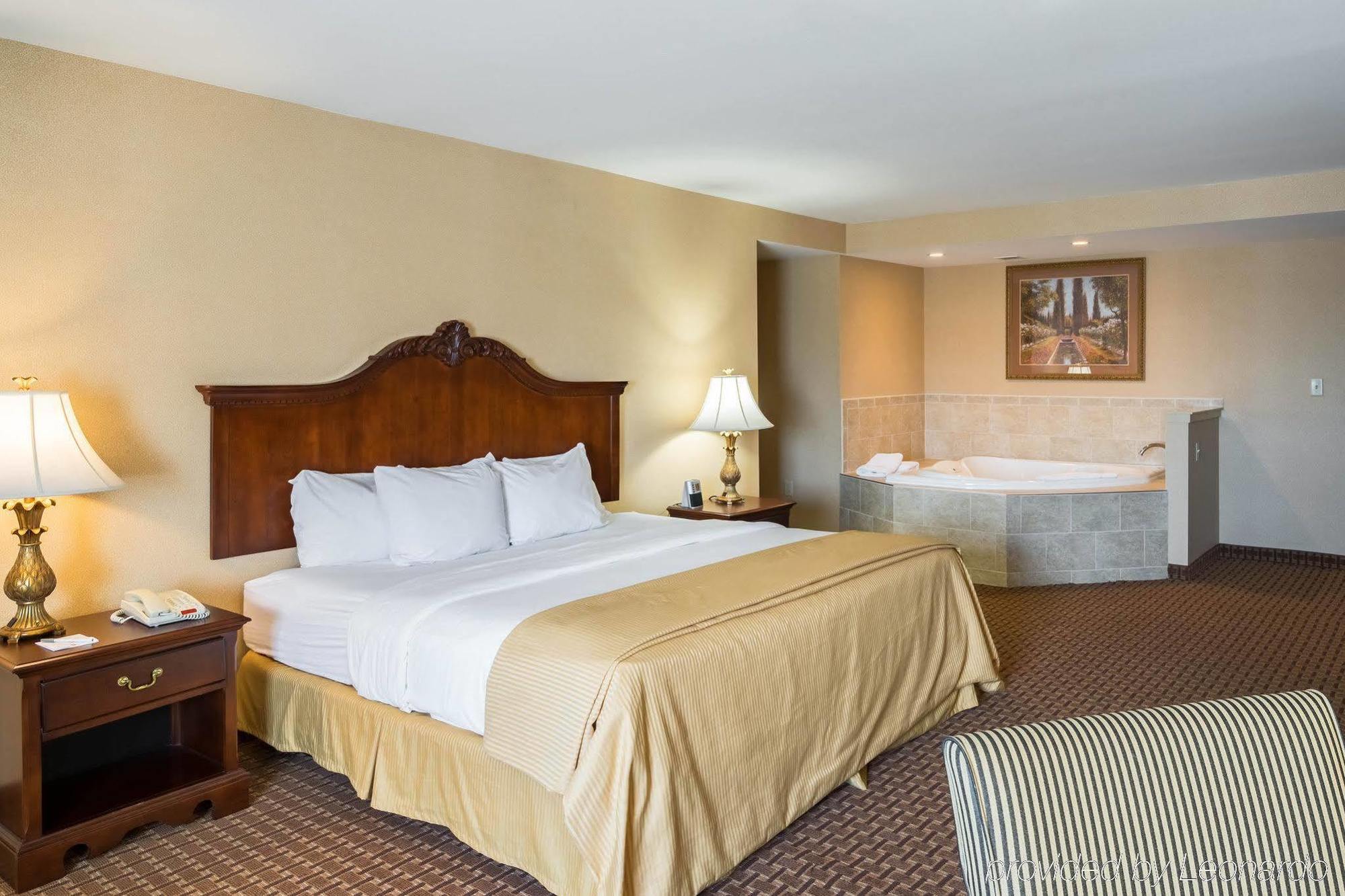 Red Roof Inn & Suites Wilmington - New Castle Eksteriør billede