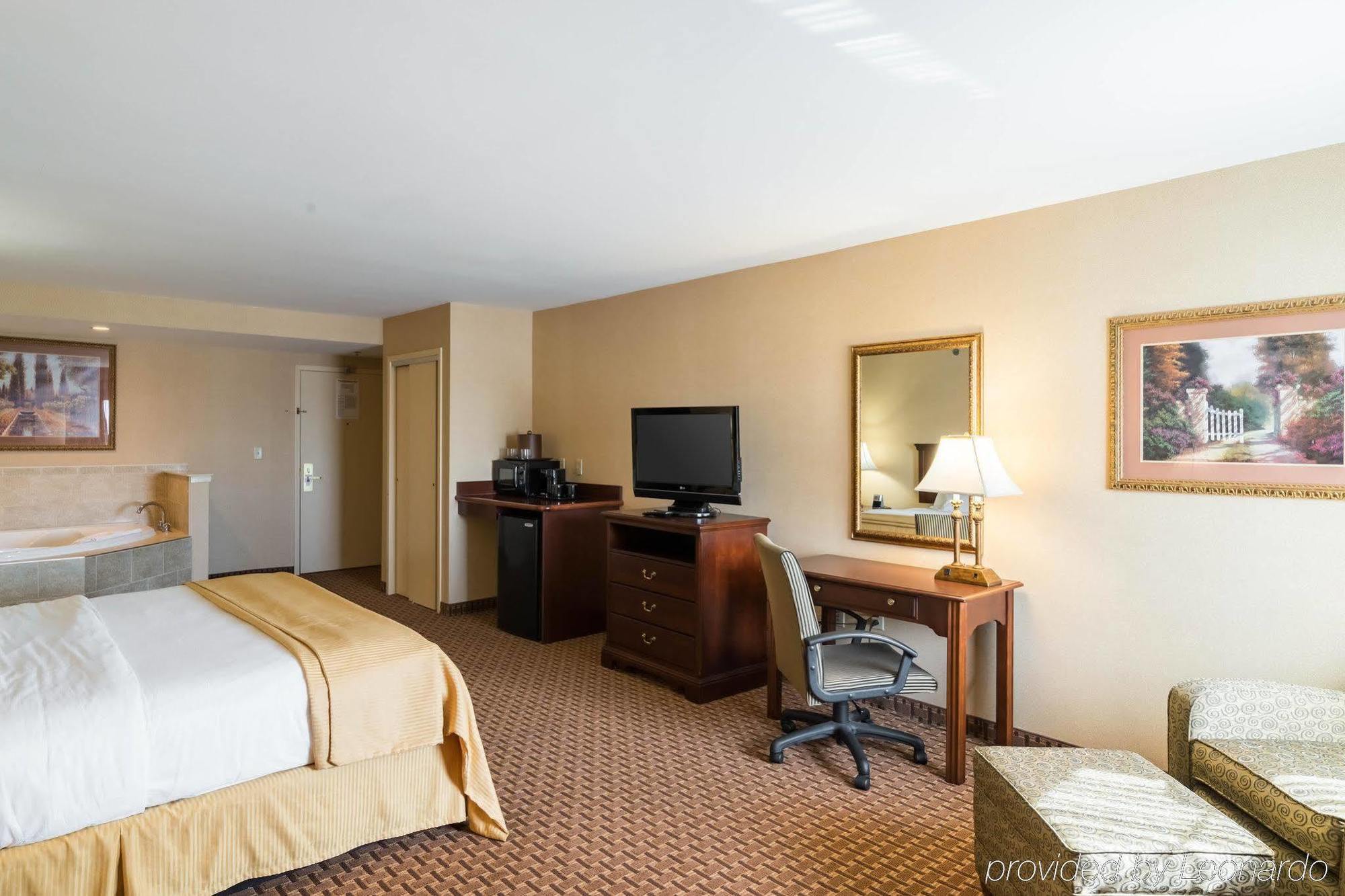 Red Roof Inn & Suites Wilmington - New Castle Eksteriør billede